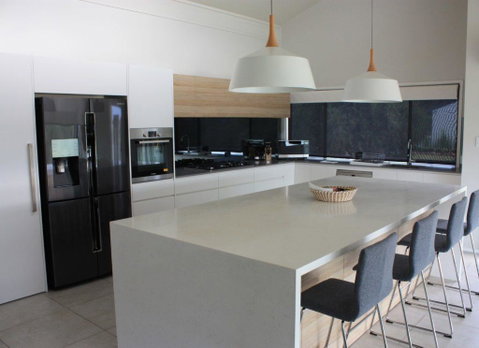 Wine Country Villas - Mackay Tourism 3