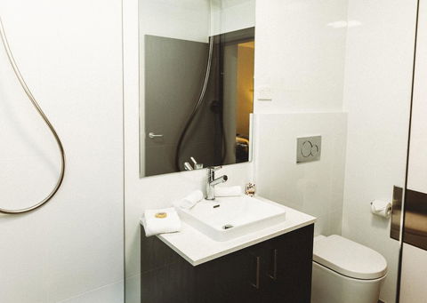 Coniston Hotel Wollongong - Mackay Tourism 16