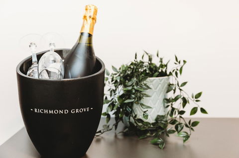 Coniston Hotel Wollongong - Mackay Tourism 20