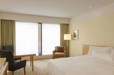 The Fullerton Hotel Sydney - Mackay Tourism 42