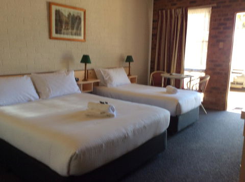 Bega Downs Motor Inn - Mackay Tourism 2