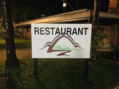 Bega Downs Motor Inn - Mackay Tourism 3