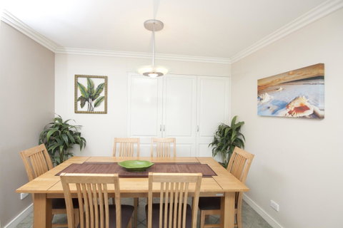 Sails Apartments - Mackay Tourism 20
