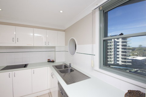 Sails Apartments - Mackay Tourism 7