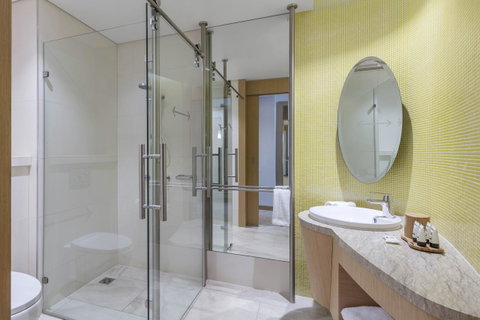 Rydges Australia Square, Formerly Tank Stream Hotel - Mackay Tourism 24