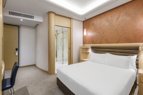 Rydges Australia Square, Formerly Tank Stream Hotel - Mackay Tourism 12