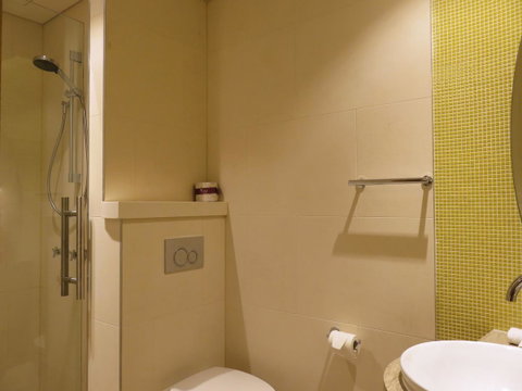 Rydges Australia Square, Formerly Tank Stream Hotel - Mackay Tourism 1