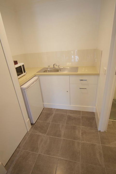 Albury Paddlesteamer Motel - Mackay Tourism 14