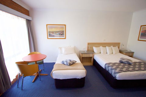 Albury Paddlesteamer Motel - Mackay Tourism 28