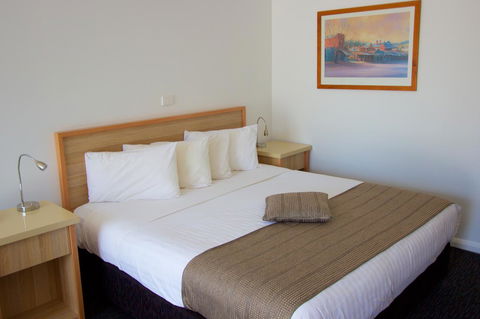 Albury Paddlesteamer Motel - Mackay Tourism 31