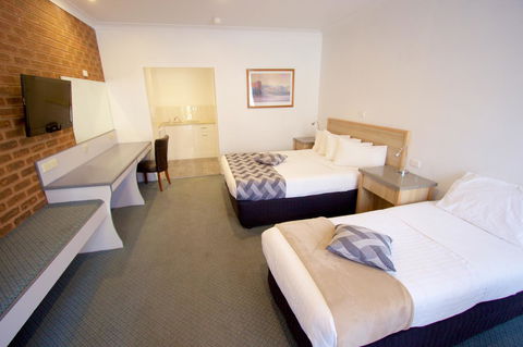 Albury Paddlesteamer Motel - Mackay Tourism 20