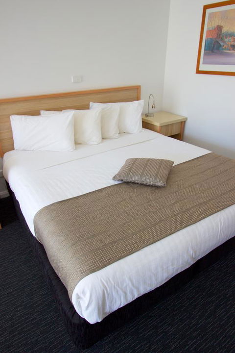 Albury Paddlesteamer Motel - Mackay Tourism 32