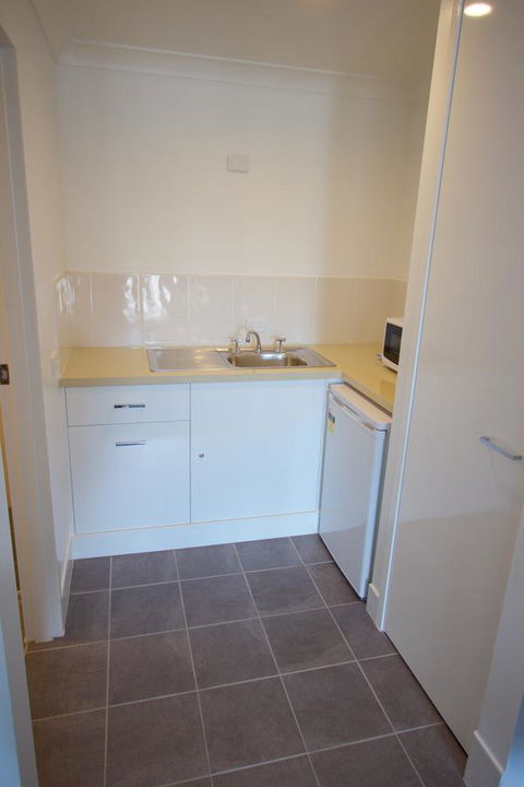 Albury Paddlesteamer Motel - Mackay Tourism 22