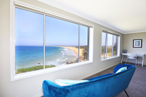 Neptune I Absolute Beachfront I Stunning Views - Mackay Tourism 13