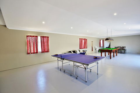 Neptune I Absolute Beachfront I Stunning Views - Mackay Tourism 21
