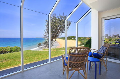 Neptune I Absolute Beachfront I Stunning Views - Mackay Tourism 4
