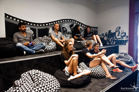 Mad Monkey Kings Cross - Mackay Tourism 10