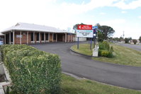 Book Raymond Terrace Accommodation Vacations Mackay Tourism Mackay Tourism