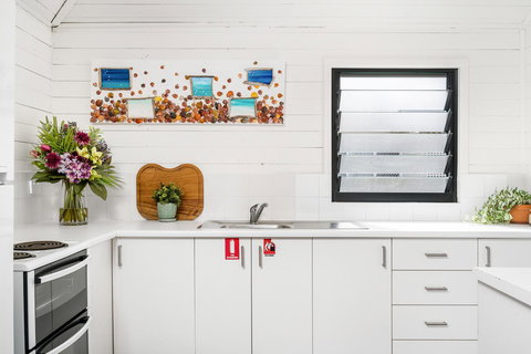 Club Byron Accommodation - Mackay Tourism 16