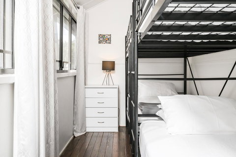 Club Byron Accommodation - Mackay Tourism 12