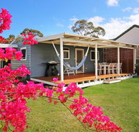 Hayes Beach House - Jervis Bay - Pet Friendly - Mackay Tourism