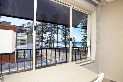 Manly Paradise Motel & Apartments - Mackay Tourism 10