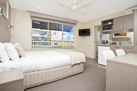 Manly Paradise Motel & Apartments - Mackay Tourism 14
