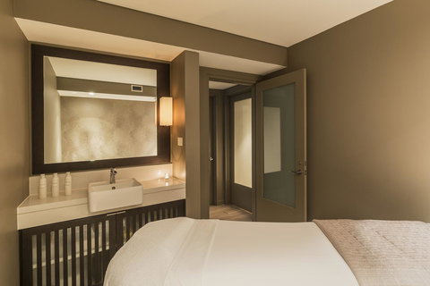 Swissotel Sydney - Mackay Tourism 22