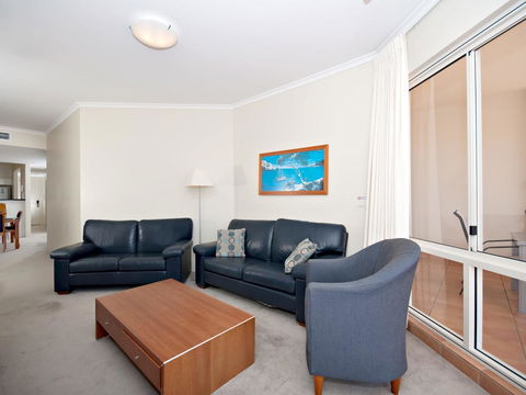Messines Street, Breakwater Apartment, 104 - Mackay Tourism 2