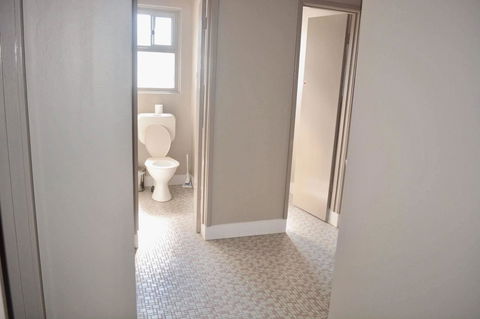 Commercial Hotel Motel Lithgow - Mackay Tourism 25