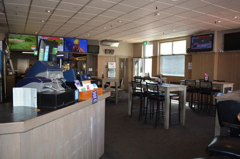 Commercial Hotel Motel Lithgow - Mackay Tourism 42