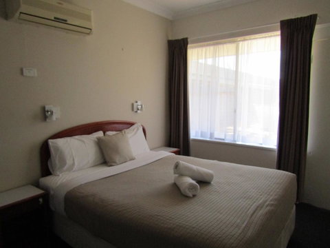 Allonville Gardens Motel - Mackay Tourism 25