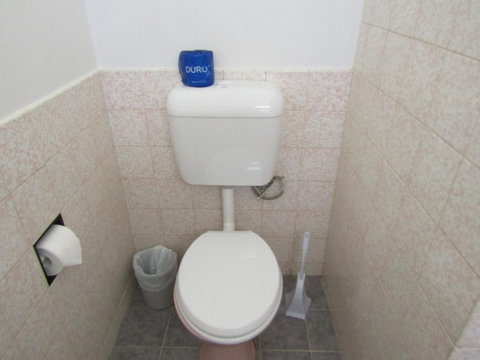 Allonville Gardens Motel - Mackay Tourism 28