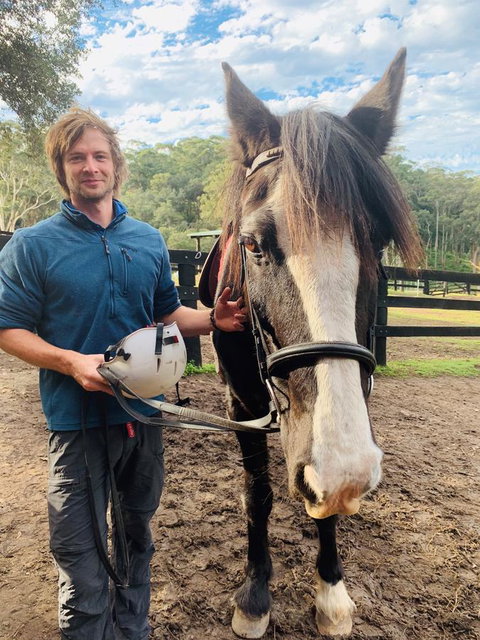 The Outlook Cabana - Mackay Tourism 18