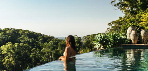 The Outlook Cabana - Mackay Tourism 2