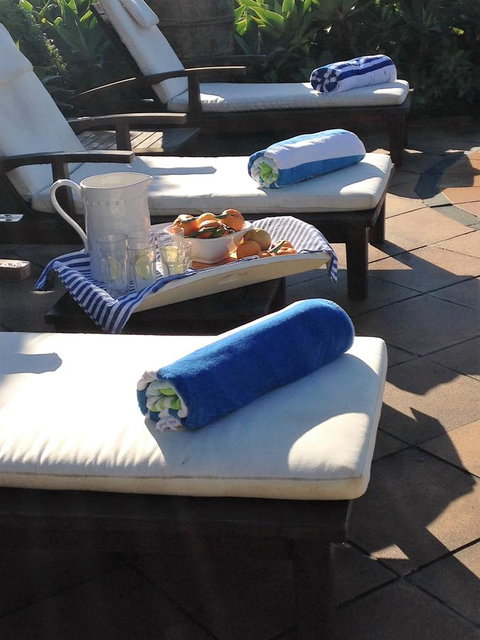 The Outlook Cabana - Mackay Tourism 15