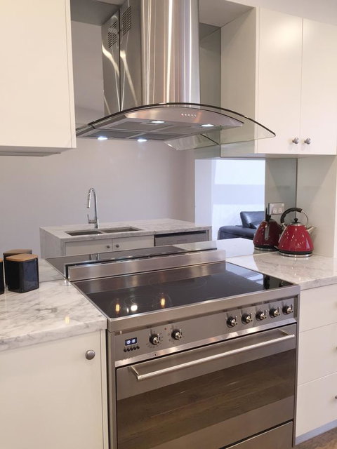 Luxury House In Bondi Junction - Mackay Tourism 4