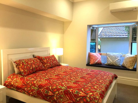 Luxury House In Bondi Junction - Mackay Tourism 8