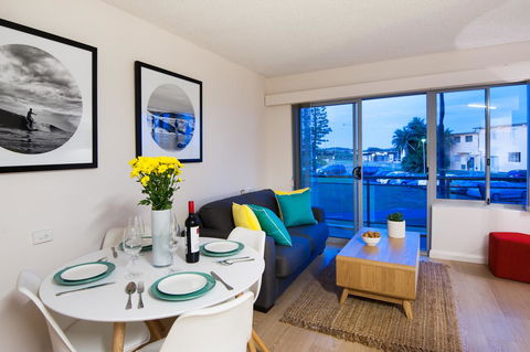 Waterview Beach Apartment - Mackay Tourism 2