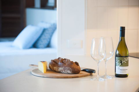 Waterview Beach Apartment - Mackay Tourism 12