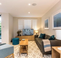 Nobbs  Executive 2 Storey Sydney Apartment with Pool - Mackay Tourism