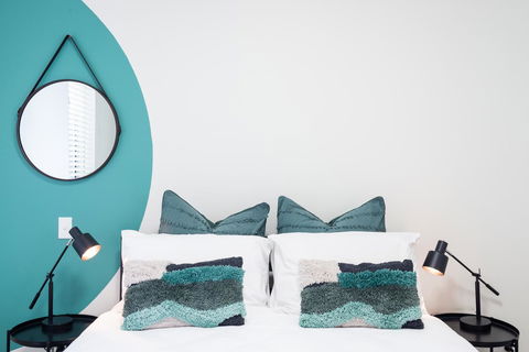 Large Light Luxe 3BDR 2BA Free Parking - Walk To Sydney Uni And RPA - Mackay Tourism 9