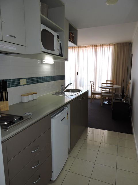 BASE Holidays - Ettalong Beach Premium Apartments - Mackay Tourism 10