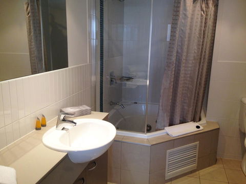 BASE Holidays - Ettalong Beach Premium Apartments - Mackay Tourism 39