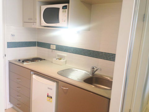 BASE Holidays - Ettalong Beach Premium Apartments - Mackay Tourism 23