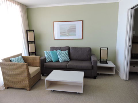 BASE Holidays - Ettalong Beach Premium Apartments - Mackay Tourism 17