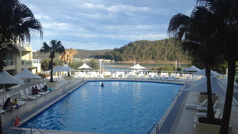 BASE Holidays - Ettalong Beach Premium Apartments - Mackay Tourism 24
