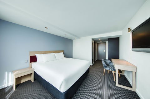 Central Studio Hotel Sydney - Mackay Tourism 1