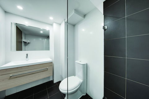 Central Studio Hotel Sydney - Mackay Tourism 4
