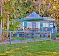 Swan Bay Hideaway - Mackay Tourism